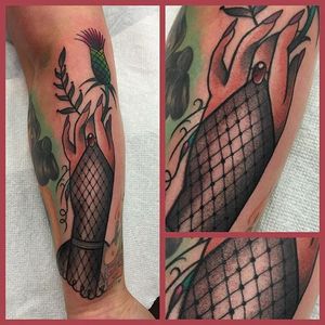 Woman's Hand Tattoo by Rick Moreno #RickMoreno #SlickRick #Traditional #Neotraditional #ElectricChairTattoo #Lady #Woman #Handtattoo