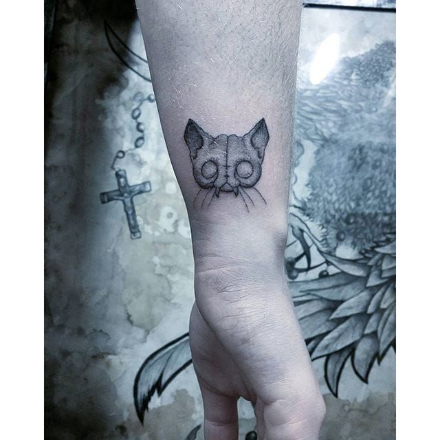 Kates Clothing  Do you have any Gothic Tattoos  Loving this threeeyed  cat by ryanmrray   Facebook