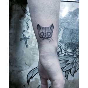 Creepy cat tattoo by Placide Avantia. #goth #dark #cat #creepy