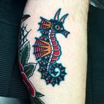 Sea Horse Tattoo by Dani Queipo #seahorse #ocean #oceancreature #sea #aquatic #DaniQueipo
