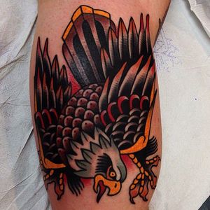 Traditional Eagle Tattoo by Jonathan Montalvo @montalvotattoos #jonathanmontalvo #montalvotattoos #traditional #color #eagle