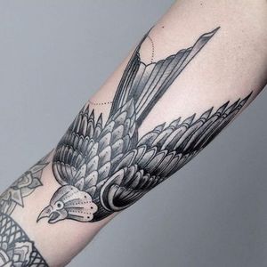 Cool contemporary twist on a traditional eagle tattoo, photo from portfolio on iamvagabond.co.uk #PaulHill #VagabondStudio #traditional #blackworkers #eagle