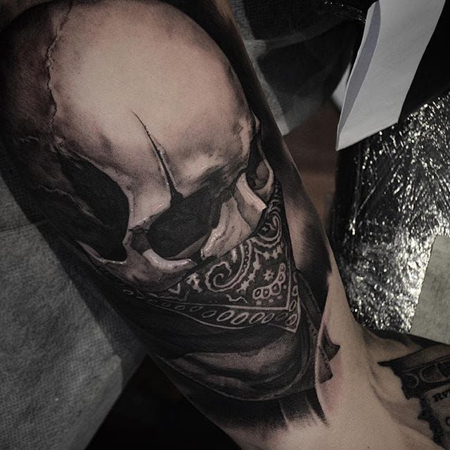 Illustration of Skull in Bandana on Face  Skull tattoos Skull tattoo  design Skulls drawing