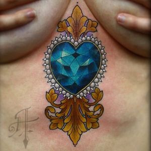 Sternum Sapphire Crystal Heart Tattoo #Crystal #Diamond #Heart #CrystalHeartTattoo #DiamondHeartTattoo #sternum