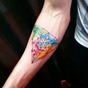 Colorida pieza geométrica en acuarela de Jay Van Gerven.  # acuarela #JayVanGerven #linework #geometric