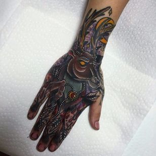 Tatuaje de ciervo por Miguel Lepage