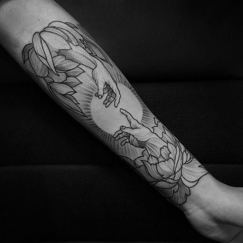 Creation of Adam tattoo by Ali Anil Ercel #alianilercel #arttattoos #linework #blackwork #creationofadam #hands #flower #peony #floral #light #sun #famouspainting #Michelangelo #tattoooftheday
