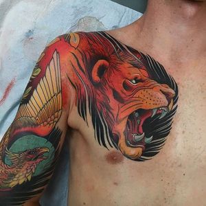 Lion Tattoo by Chad Lenjer #lion #liontattoo #neotraditional #neotraditionaltattoo #neotraditionaltattoos #traditional #boldtattoos #moderntattoos #ChadLenjer