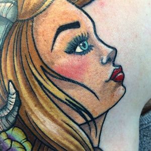 @laura_craver #ladytattooers #neotraditional #color #closeup