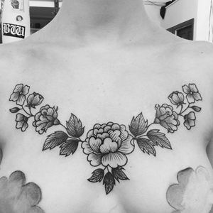 Elegant tattoo by Armelle Stb #ArmelleStb #flower #floral #blackwork #blckwork #engraving