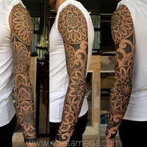 Indonesian inspired mandala tattoo #mandalatattoo #Indonesiantattoo #AdeItameda