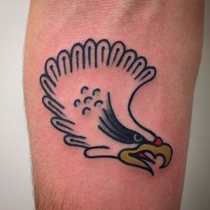 Eagle Head Tattoo by Tommaso Gentil #EagleHead #EagleTattoo #TraditionalEagle #Traditional #TommasoGentil