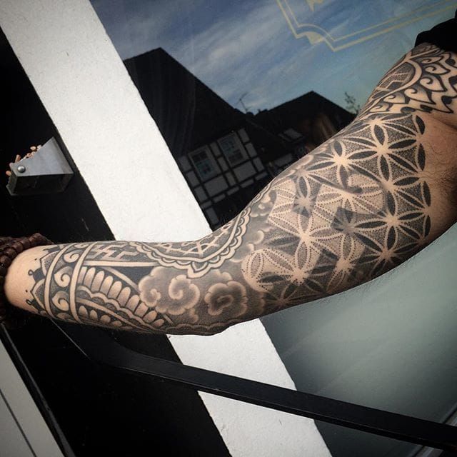 Tattoo Uploaded By Joe Left Arm Sleeve Via Ig Colinzumbro Geometric Polynesian Blackwork Sleeve Largescale Colinzumbro Tattoodo