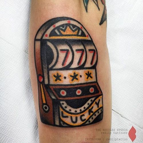 Slot Machine Tattoo by @redliptattoo #slotmachine #gambling #traditional