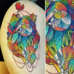 Abstract crystal bundle tattoo by Katie Shocrylas, photo: Instagram #abstract #crystal #crystalcluster #neon #KatieShocrylas