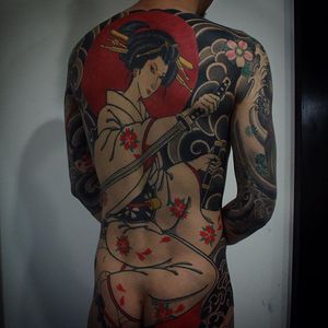 Geisha Tattoo by Gotch #japanese #japanesetattoo #japanesetattoos #bestjapanesetattoos #classicjapanese #geisha #japanesegeisha #japaneseartists #Gotch #GotchTattoos