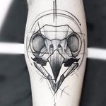 Bird skull tattoo by Frank Carrilho. #FrankCarrilho #blackwork #geometric #bird #skull #birdskull #dotshade #dotshading #geometry #linework