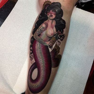 Neotraditional mermaid by Hannah Flowers #HannahFlowers #color #neotraditional #mermaid #tattoooftheday
