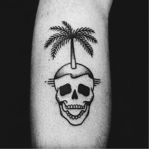 Skull island tattoo by Lydia Marier #LydiaMarier #minimalistic #blackwork #traditional #skull #island