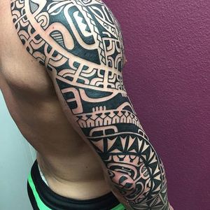 Chris Higgins' Marquesan sleeves are second to none (IG—higginsandco). #blackwork #ChrisHiggins #Marquesan #tribal