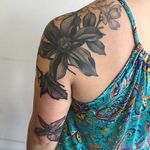 Clematis flower shoulder piece by D'Lacie Jeanne. #flower #floral #botanical #D'LacieJeanne #clematis #blackandgrey #styledrealism