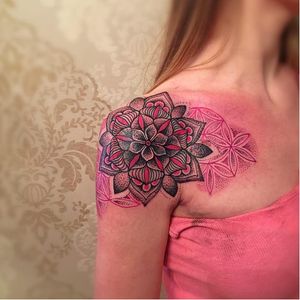 Dotwork mandala tattoo by Glenn Cuzen #GlennCuzen #geometric #mandala #dotwork (Photo from Glenn's Instagram)