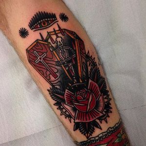 Traditional style coffin tattoo by Paul King. #coffin #death #dark #traditional