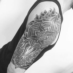 Really solid half sleeve tattoo by Inga Hannarr. #inggahannarr #geometric #dotwork