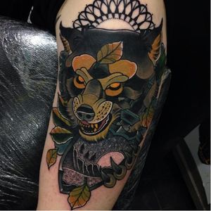Wolf tattoo by Robert Oldfield, photo from Instagram @racotattoo #RobertOldfield #wolf #neotraditional #moon