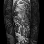 Incredible soft details in this Greek god tattoo. Tattoo by Steve Toth. #SteveToth #BritishTattooer #blackandgrey #realism #hyperrealism #MonumentalInk #greekgod