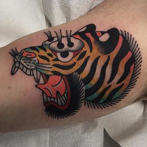 Tiger Talk by Koji Ichimaru #KojiIchimaru #color #Japanese #tiger #tigerstripes #fangs #junglecat #nature #animal #linework #tattoooftheday