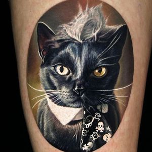Black Cat by Nikko Hurtado (via IG-nikkohurtado)
