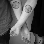 An example of one of Violeta Arús' lovely couples tattoos (IG-violeta.arus). #blackwork #couplestattoo #illustrative #VioletaArús