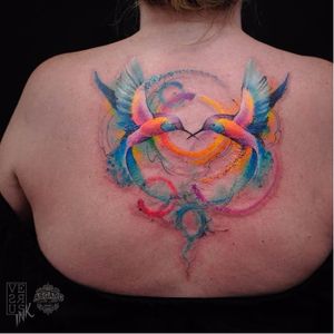Hummingbird tattoo by Alberto Cuerva #AlbertoCuerva #graphic #watercolor #hummingbird