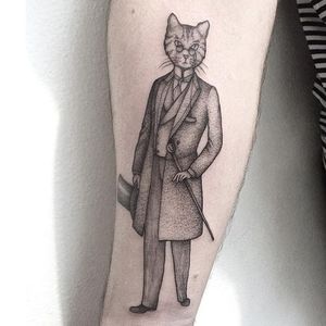 Pointillism tattoo by Anna Neudecker. #pointillism #dotwork #AnnaNeudecker #gentleman #cat