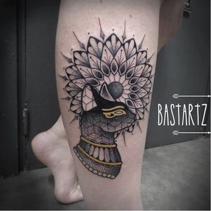 Tatuaje de Bastet por Bastartz #Bastartz #blackwork #geometric #mandala #bastet #cat #egyptiancat
