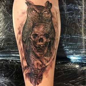 Tattoo by resident artist Eric Cantu. #skinart #legacyartstattoo #legacyarts #dallastattoo #texastattoo #dallastx #dallasartist #dallas #owl #skull