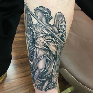 All healed up. Done by Mike (thatguywhodrawsss) #blackandgrey #thatguywhodrawsss #mikedtattoos #religious #sculpture #art 