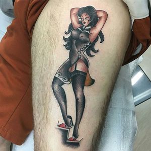 Traditional pinup by Mark Galvan at #elmstreettattoo. #dallastattoo #walkinswelcome #americantraditional #walkintattoo #deepellum #deepellumtattoo #deepellumart #sailorjerry #pinup #pinuptattoo