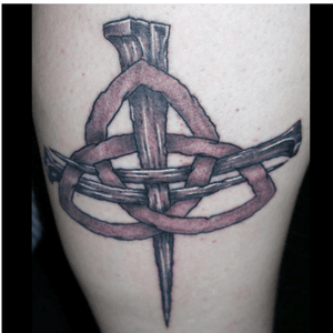 Black and grey Triquetra with Spikes by Eric Broadbent