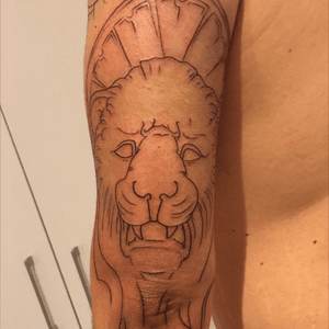 Step 2 (outlines) - Baroque stone lion #outlines #baroque #stone #lion #fresh