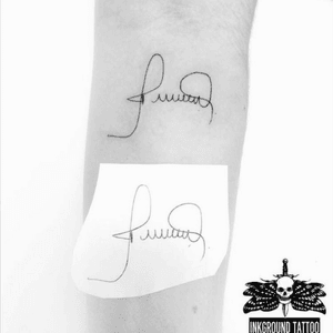 ✔️Orçamentos e agendamentos através do WhatsApp 011 985096883 ou pela página facebook.com/inkground. #tattoo #carlacrisper #tattoo2me #inkgroundtattoo #fineline #tattoo #tattooed #tattooartist #tattooart #euusoelectricink #electricink #artfusion #follow #followtattooartist #ink #inkgroundtattoo #inspirationtatto #equilattera #blackwork #dotwork #dotworktattoo #tattoolookbook #tattrx #tguest #blackworkers #tattoocute #txttooing #ttblackink #radtattoos #tattoomobile #tatuagensnasfotos #tatuagensfemininas