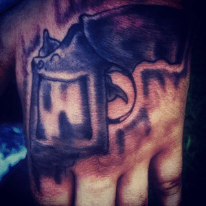 A gates style handgun tattoo i got to do 😈💉😜 #ink #gun #hand #handgun #tatt #tattoo #love #fun #ink #black #blackandgrey #art #artist #tinytim #tinytimtattoos #theresnomoremilk #inky #kevengates #gates #keven #shoot 