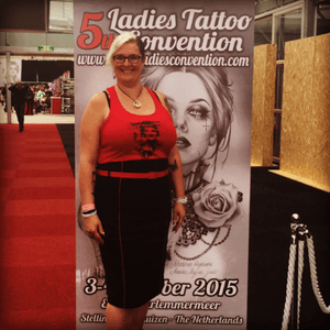 Helping at the dutch ladies tattoo convention