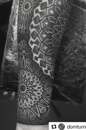 Geometric Mandala half sleeve for my first tattoo💉 #mandala #mandalatattoo #geometrictattoos #Black #blackwork #blackworktattoo #halfsleeve #firsttattoo #geometrictattoo #dotwork #dotworktattoo #Stallionsandgalleons