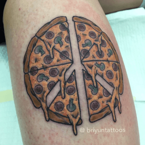 Make pizza not war! ✌️🍕 #pizza #peace #peacesign #pizzatattoo #color #colortattoo #food #foodtattoo #neworleans #tattoo #funnytattoos #tattoos #tattooart #tattooartist #Tattoodo 
