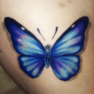 I got this butterfly done last year, I got the outline done in January and it was filled in / finished in February.. The reason why I got this butterfly was because I found out I have graves disease which is basically hyperthyroidism. When I was getting an x-ray of my thyroid done I looked at the x-ray, and noticed that it was shaped like butterfly wings. So after I got radioactive iodine done to kill off part of my thyroid, I thought what would be a better first tattoo than this. Sorry for ranting😊 #butterflytattoo #butterfly #blueink #purple 