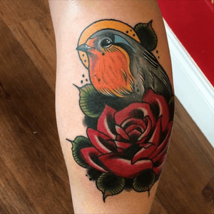 Robin and a Rose By Brandon Esteves #robin #bird #colourtattoo #colortattoo #traditional 