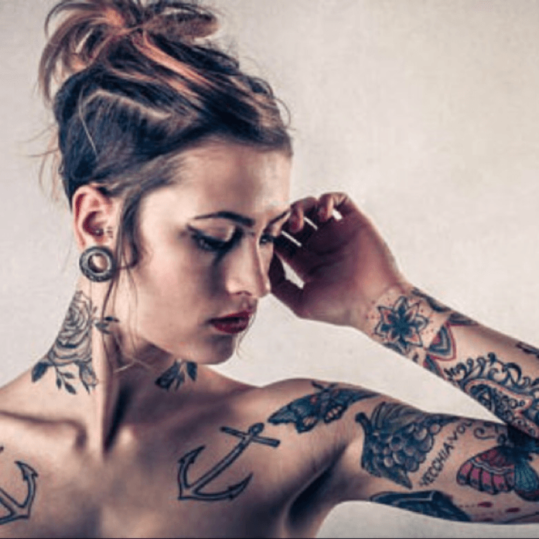 Sexy Collarbone Tattoo  Tattoo Designs for Women