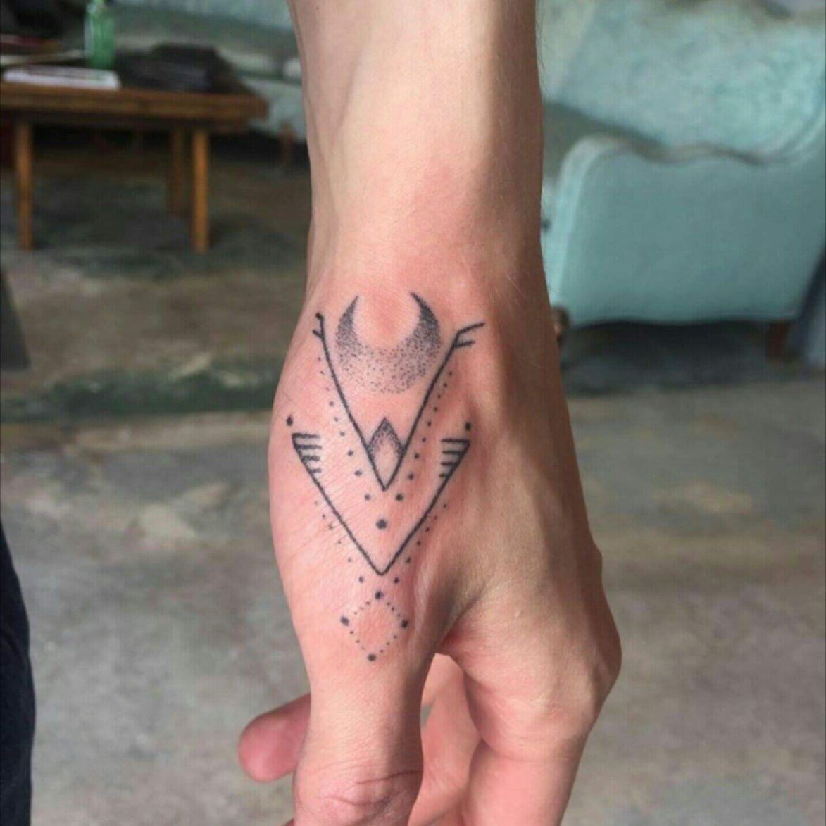 Tattoo Uploaded By Bryan Moores Little Cat With The Moon Cat Moon Chat Lune Tattoodo